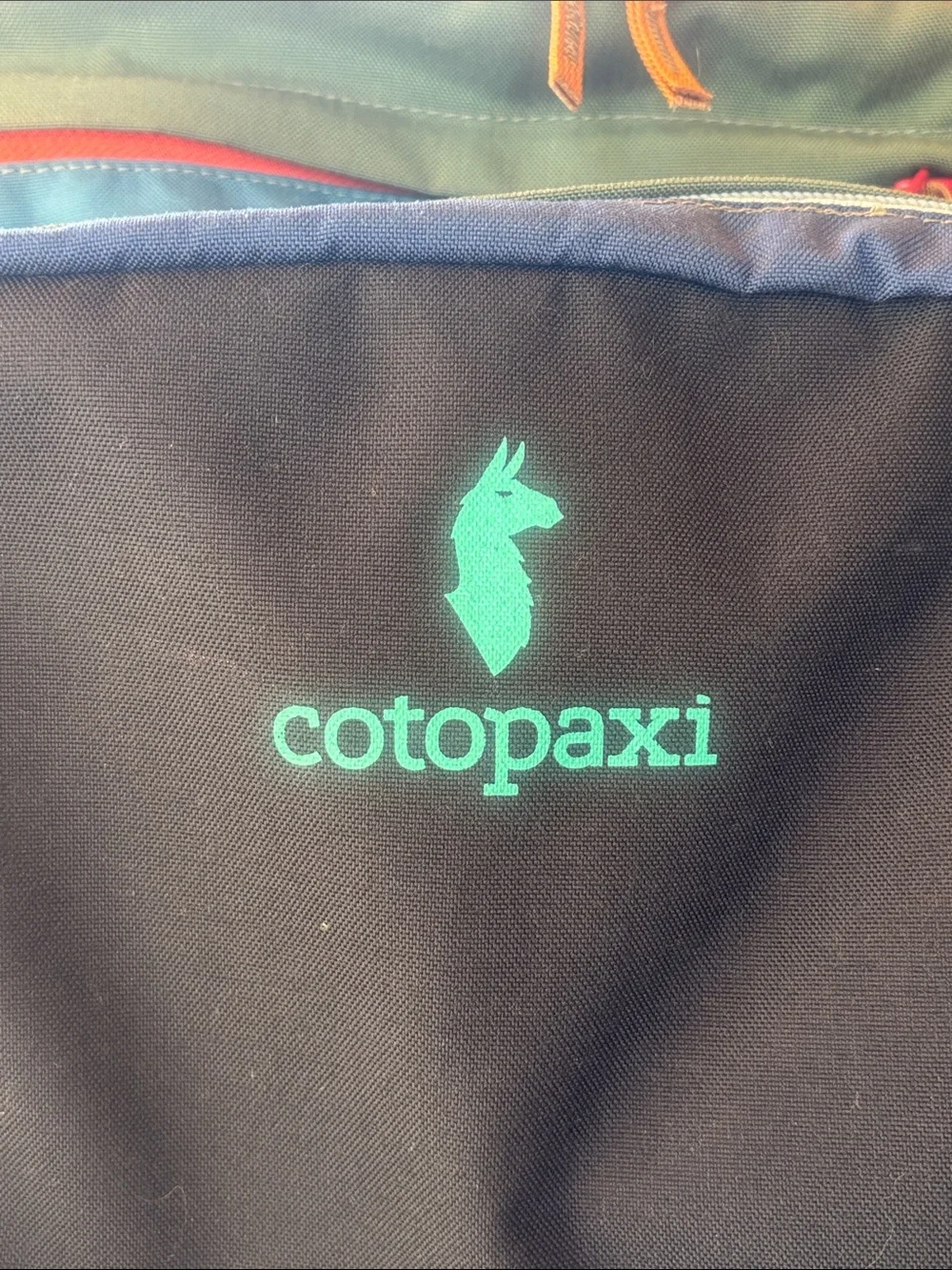 cotopaxi Multicolor Cusco 26 Backpack — Black Front, Blue Base, Red Accent - Picture 2 of 12